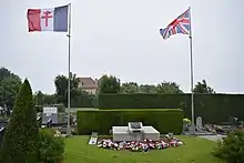 Tombe de Philippe Kieffer au cimetière de Grandcamp