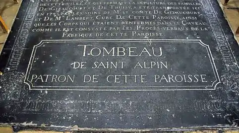 Son tombeau en l’église Saint-Alpin de Châlons.