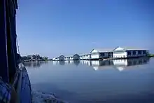 École flottante sur le Tonlé Sap.