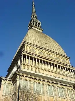 La Mole Antonelliana construite à Turin par Alessandro Antonelli, de 1863 à 1880