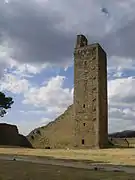 Tour réemployée, site de Castiglion Fiorentino, avant-poste d'Arezzo.