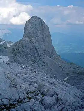 Le Torsäule vu de l'ouest