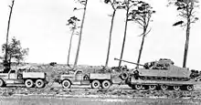 Un des six prototypes construits de chars de combat Tortoise de 80 tonnes envoyé pour des essais au sein de la BAOR en 1948.