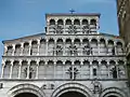 Façade de la cathédrale de Lucques