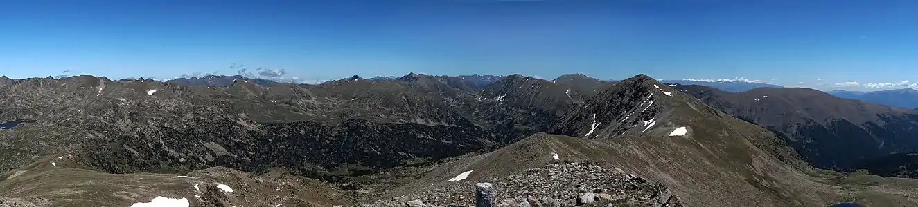 Vue vers le nord depuis le sommet.