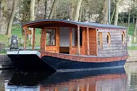 Toue cabanée sur la Loire