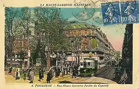Un tramway rue Alsace Lorraine