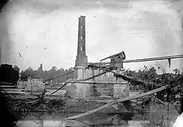 Piles du pont Saint-Michel.