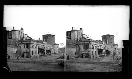 Tours des anciens remparts au foirail St-Etienne (par Eugène Trutat, Archives municipales de Toulouse, entre 1858 et 1863).