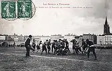 Carte postale ancienne illustrant le rugby