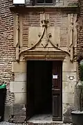 Porte de la tour