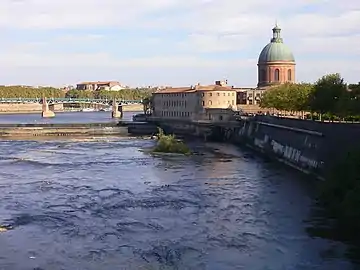 La Garonne, l'hôpital de La Grave et la tour Taillefer.