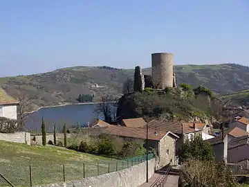 Tour de Saint-Maurice-sur-Loire,vue vers l'est.