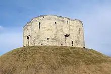  Clifford's Tower