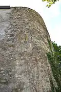 Tour d'enceinte transformée en colombier au XVIIe siècle.