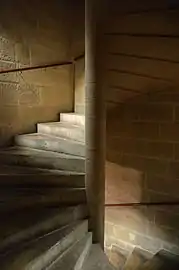 Le 2e escalier à vis, dans la partie la plus élevée de la tour.