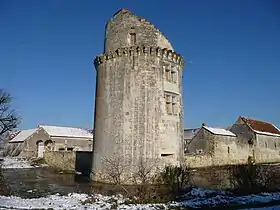 Image illustrative de l’article Ancien château des Étangs (Bossée)