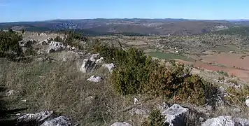 Le village vu depuis l'enceinte protohistorique du Tourelle.