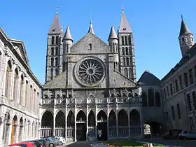 L'ensemble de la cathédrale Notre-Dame de Tournai à l'exception de l'orgue de chœur (partie instrumentale et buffet)