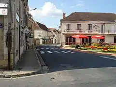 La rue de la Mairie en 2011.