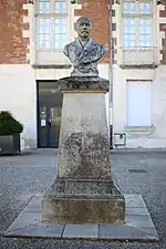 Buste d'Antoine-Dieudonné Belle