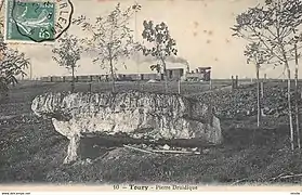 Dolmen « La Pierre de Gargantua »