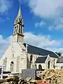 Tréguennec : l'église paroissiale Notre-Dame de Pitié, vue d'ensemble.