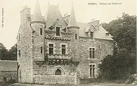 Le château de Trébriant au début du XXe siècle (carte postale).