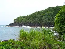 La pointe Saint-Jacques, le long de la trace littorale.