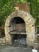 Barbecue en pierre.