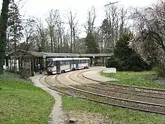 Terminus du tram 44.