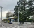 Bombardier Cityrunner n°881 des TPG sur la ligne 17 de tramway, au terminus Annemasse-Parc Montessuit (côté français) en mai 2023.