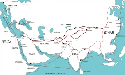 Routes commerciales de -500 à +500 entre Chine et Méditerranée. Taxilla au centre. Une autre route passe par Gilgit