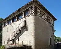 Moulin fortifié de Lustrac.