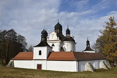 Église Sainte-Trinité.