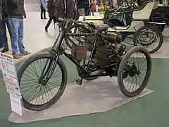 Tricycle bimoteurs Prinetti & Stucchi (1899)