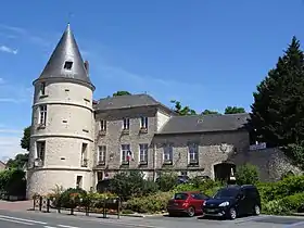 Trie-Château