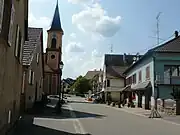 La rue Principale à Triembach-au-Val.