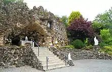 Trou de Bra : Grotte Notre-Dame de Lourdes.