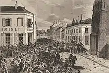 Gravure représentant des cavaliers dispersant une foule d'émeutiers dans une rue de Tourcoing.