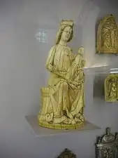 Vierge à l'enfant du XIII,