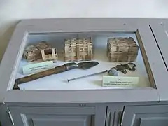 Cavadou (petite pelle) et caissettes
