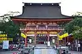 Rōmon du Tsushima-jinja.