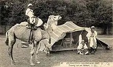 Targi sur son méhari, Carte postale de l'Exposition coloniale de 1907.