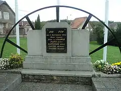 Tucquegnieux marine, le monument commémoratif des résistants fusillés en 1944.