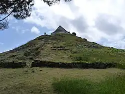 Image illustrative de l’article Tumulus Saint-Michel