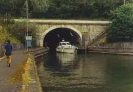 L'entrée du souterrain côté nord à Ruyaulcourt.