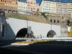 Vue de l'entrée Est (côté Rhône) du tunnel de la Croix-Rousse