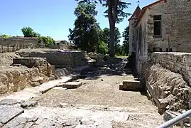 Vestiges de la chapelle Saint-Jean-l'Habit