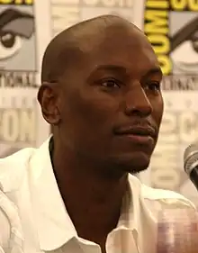 Tyrese Gibson interprète Roman Pearce